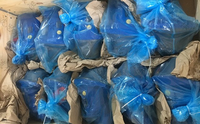 如何排除力士樂液壓齒輪泵吸不上油？